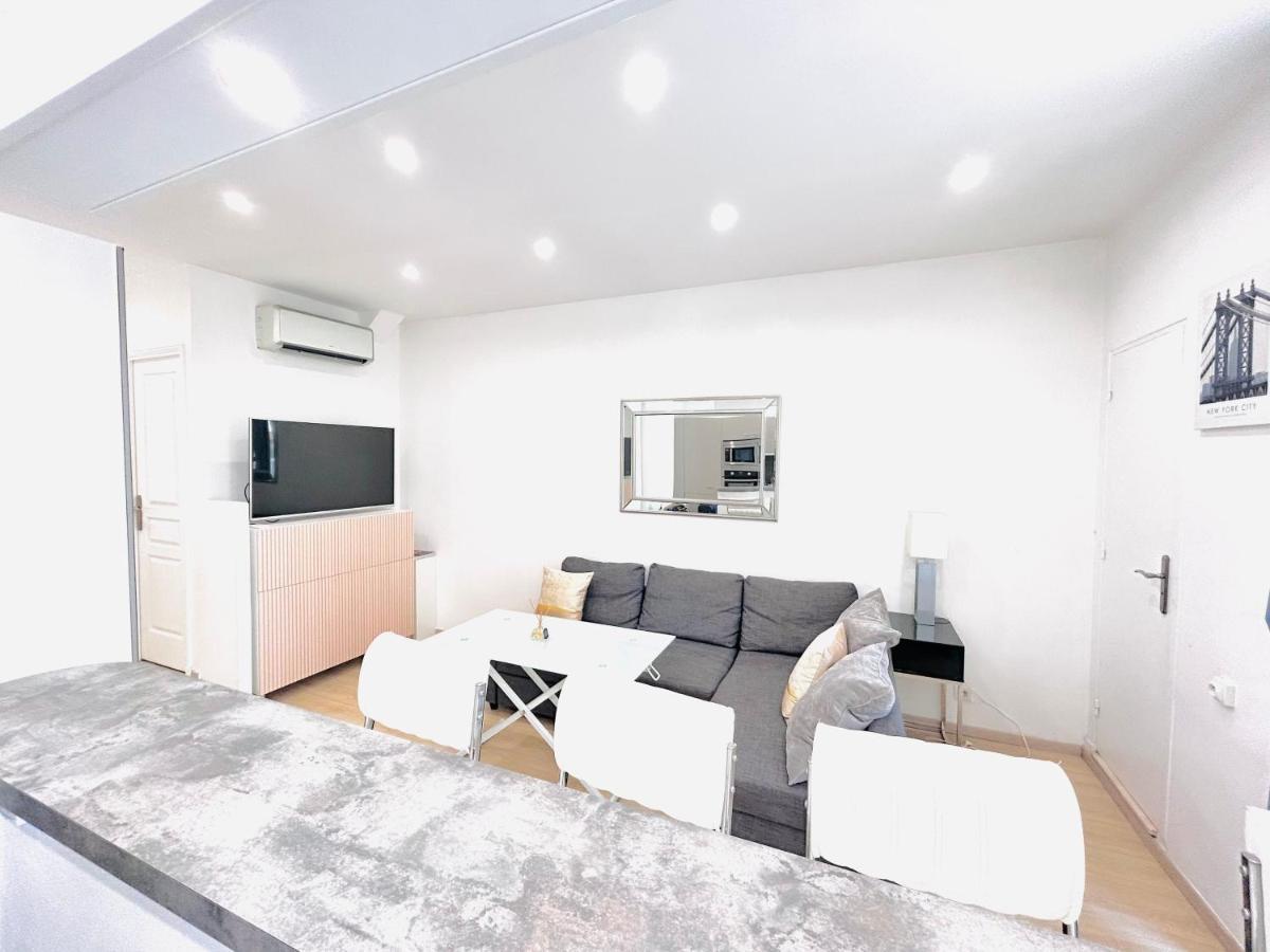 1 Bedroom Flat With Balcony Cannes Center Croisette 6Ppl Exterior photo